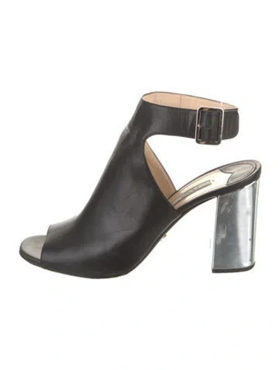 Pre-owned Prada Leather Sandals In Black