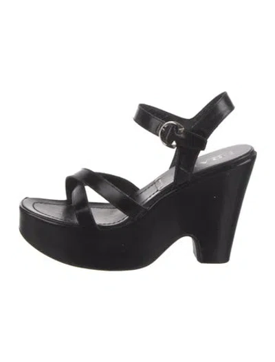 Pre-owned Prada Leather Sandals In Black