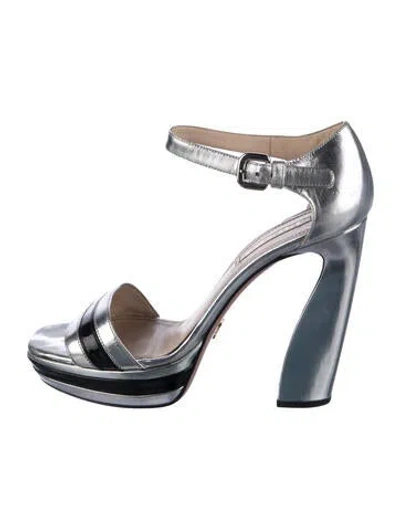 Pre-owned Prada Leather Sandals In Silver