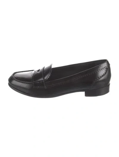 Pre-owned Prada Leather Scalloped Accent Loafers In Black