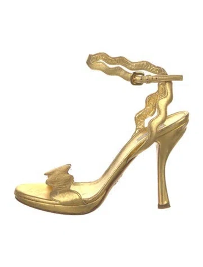 Pre-owned Prada Leather Scalloped Accent Sandals