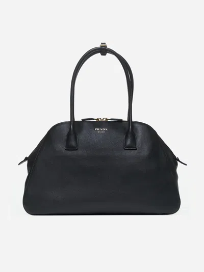 Prada Leather Shopping Medium Bag <br/><br/> In Black