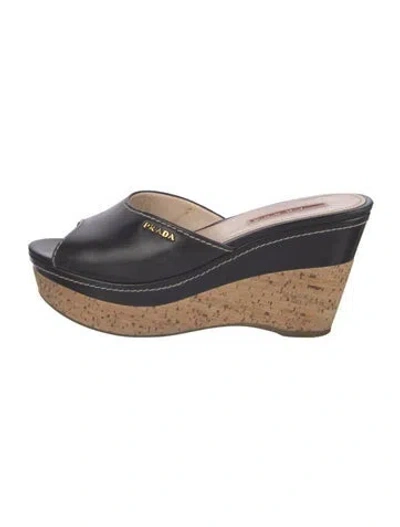 Pre-owned Prada Leather Slides In Black