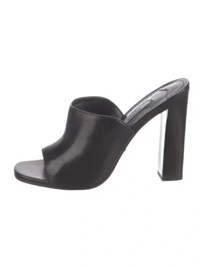 Pre-owned Prada Leather Slides In Black