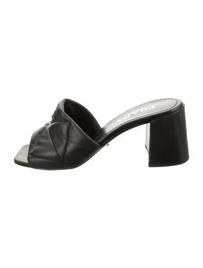 Pre-owned Prada Leather Slides In Black