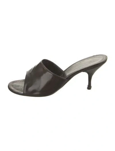 Pre-owned Prada Leather Slides In Black