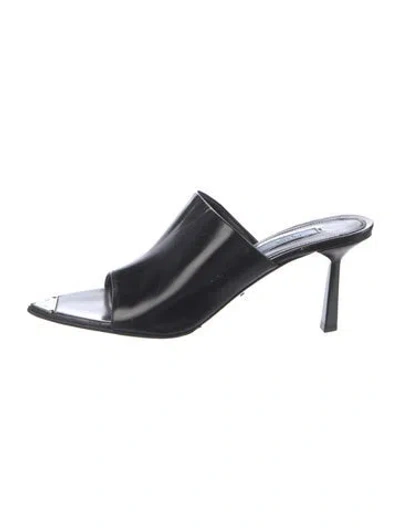 Pre-owned Prada Leather Slides In Black