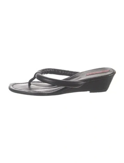 Pre-owned Prada Leather Slides In Black
