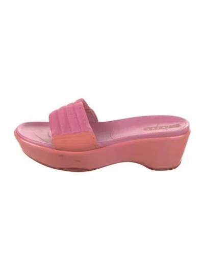Pre-owned Prada Leather Slides In Pink