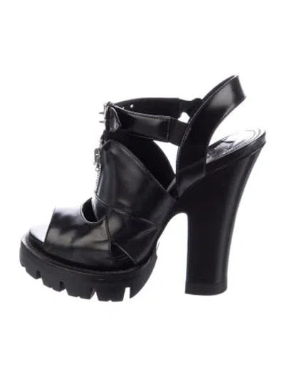 Pre-owned Prada Leather Slingback Pumps In Black