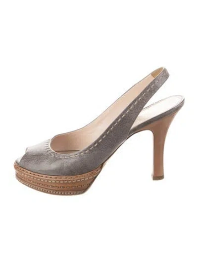 Pre-owned Prada Leather Slingback Pumps In Neutral