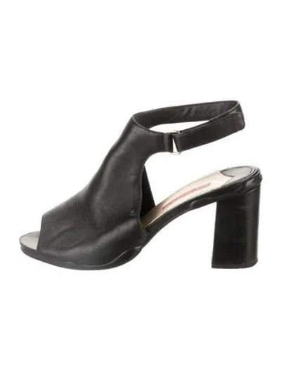 Pre-owned Prada Leather Slingback Sandals In Black