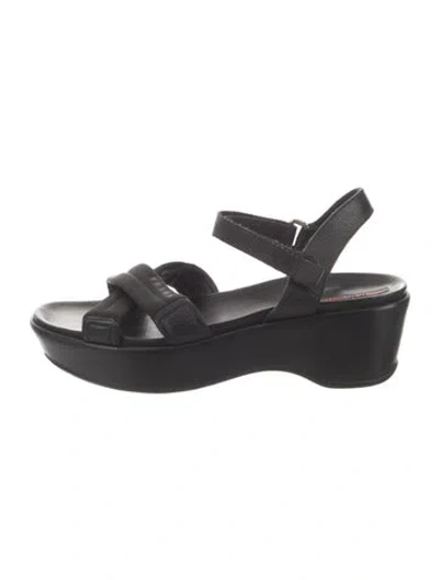 Pre-owned Prada Leather Slingback Sandals In Black