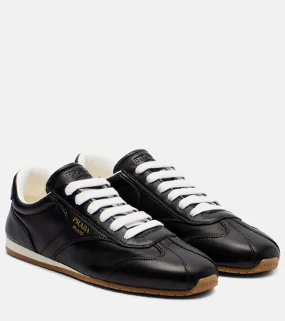 Prada Sneaker Aus Nappa-leder In Black
