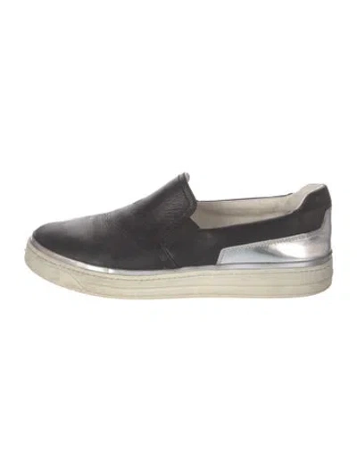 Pre-owned Prada Leather Sneakers In Black
