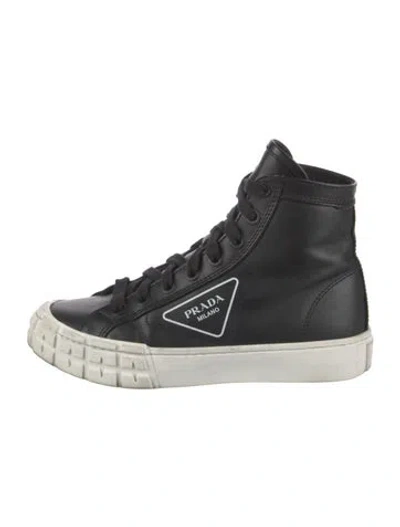 Pre-owned Prada Leather Sneakers In Black
