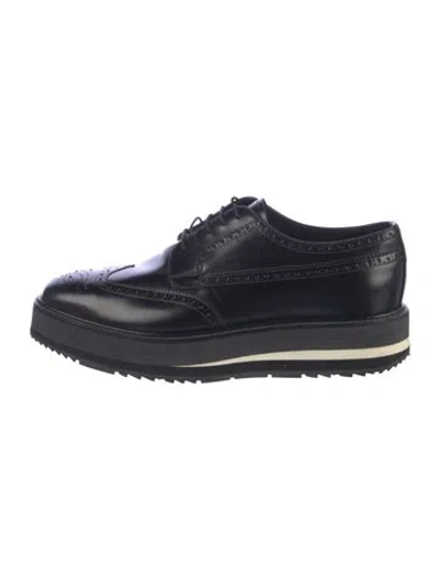 Pre-owned Prada Leather Sneakers In Blue