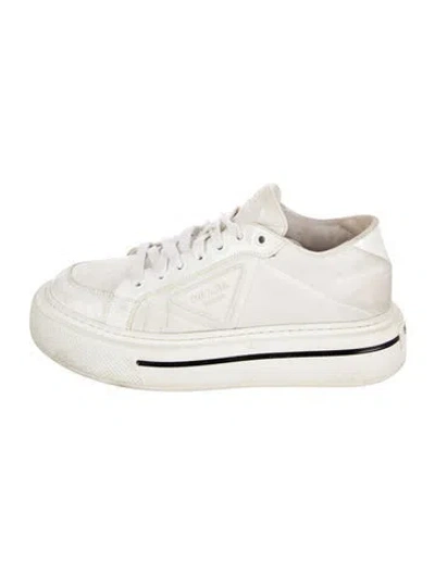 Pre-owned Prada Leather Sneakers In White