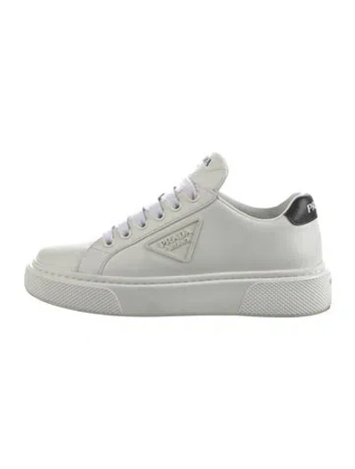Pre-owned Prada Leather Sneakers In White
