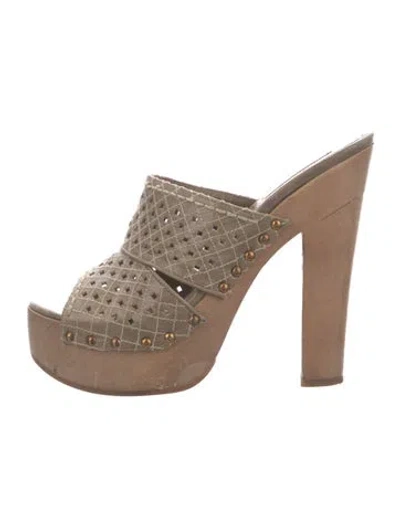 Pre-owned Prada Leather Studded Accents Slides In Neutral