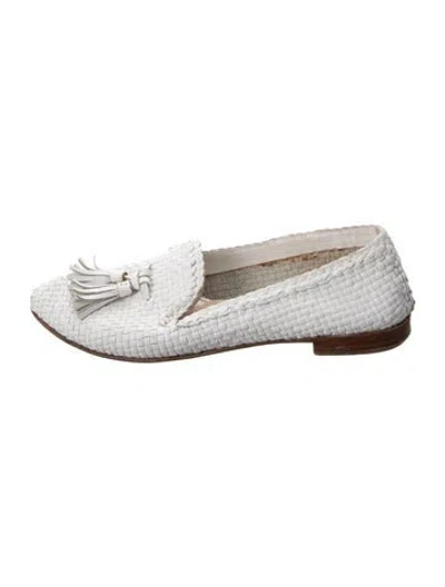 Pre-owned Prada Leather Tassel Accents Loafers In White
