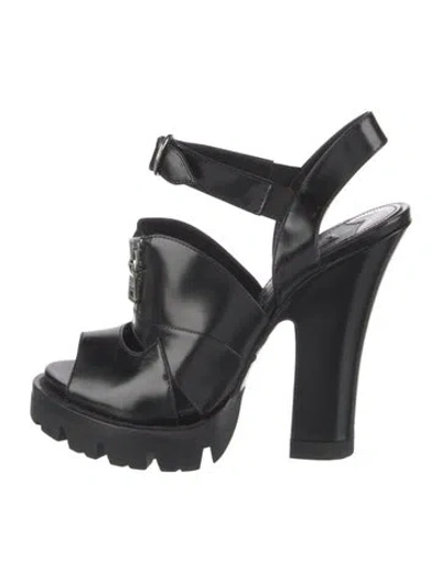 Pre-owned Prada Leather T-strap Pumps In Black