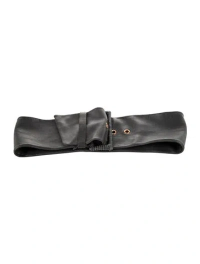 Pre-owned Prada Leather Waist Belt In Black