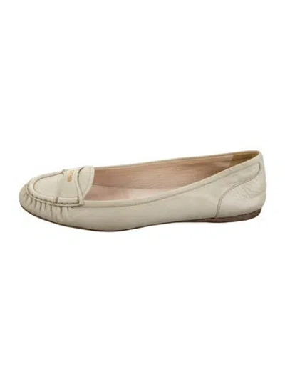 Pre-owned Prada Leather Whipstitch Trim Loafers In Gold