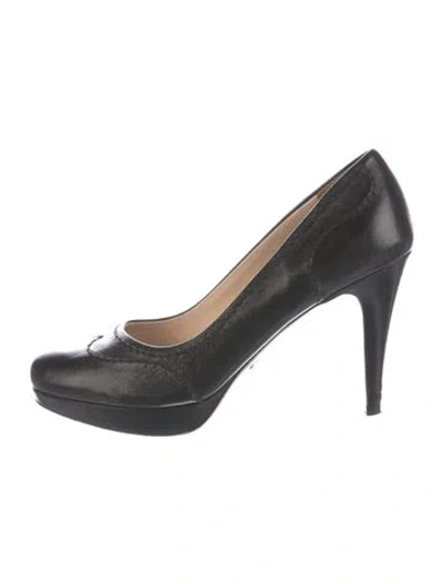 Pre-owned Prada Leather Whipstitch Trim Pumps In Black