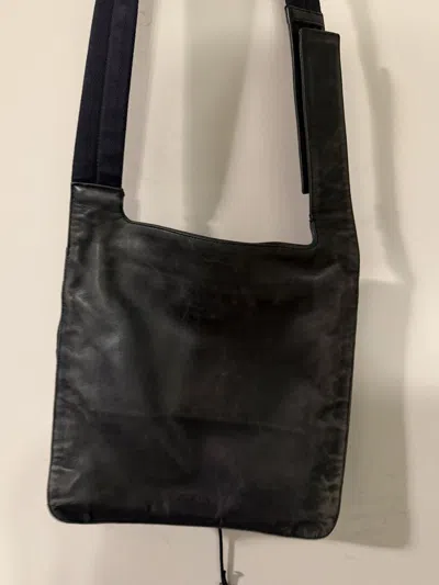 Pre-owned Prada Leather/nylon Shoulder Bag In Black