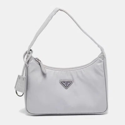 Pre-owned Prada Light Lilac Nylon Re-edition 2000 Shoulder Bag In Purple