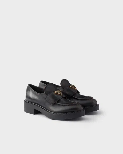 Prada Loafer Aus Antikisiertem Schokoladenleder In Black