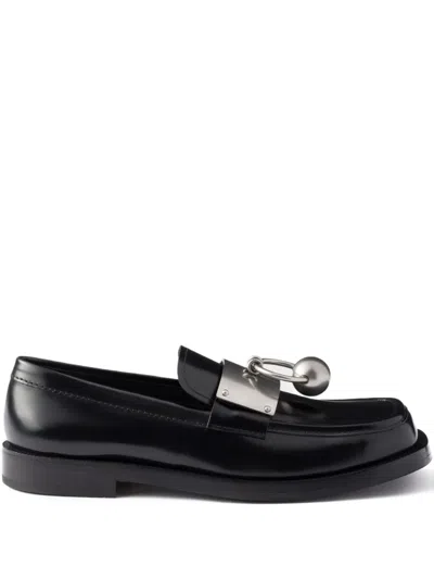 Prada Loafer Mit Metallverzierung In Black