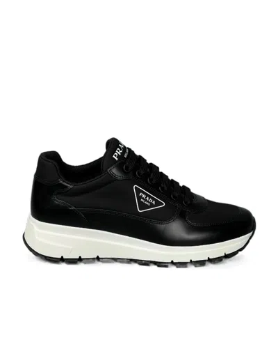 Prada Logo Details Low-top Casual Shoes In Black