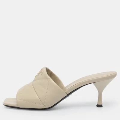 Pre-owned Prada Logo Embellished Size 38 Beige Leather Slide Sandals