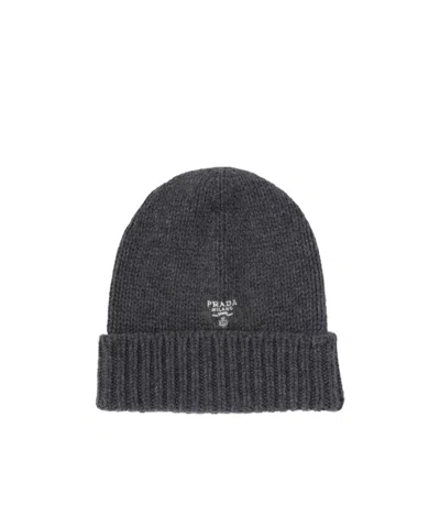 Prada Logo-embroidered Cashmere Beanie In Black