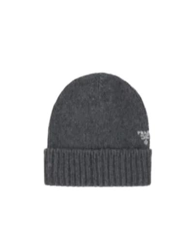 Prada Logo Hat In Black
