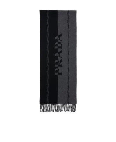 PRADA PRADA LOGO-INTARSIA FRINGED KNITTED SCARF
