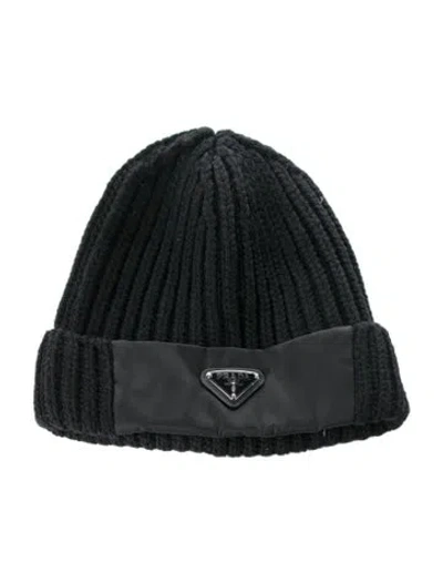 Pre-owned Prada Logo Knit Beanie In Black
