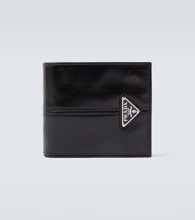 Prada Logo Leather Wallet In Black