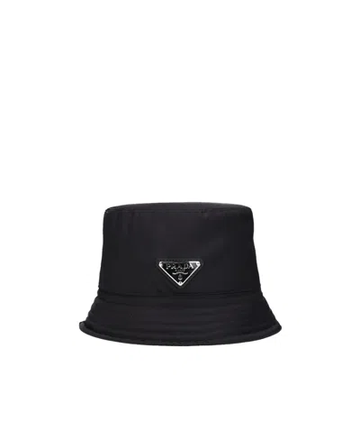 PRADA PRADA SIGNATURE LOGO PLAQUE BUCKET HAT