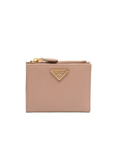 Prada Logo-plaque Grained Leather Wallet In Nude