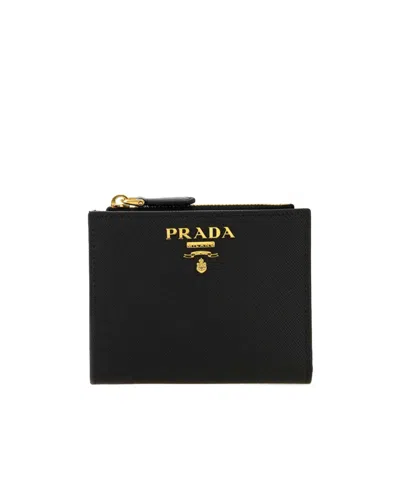 Prada Logo-plaque Leather Wallet In Black