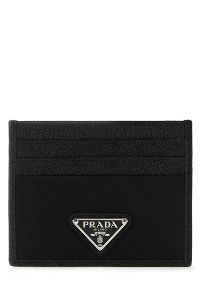 Prada Logo Plaque Slit Detailed Card Holder In Black