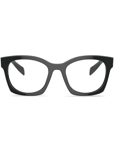 Prada Eckige Brille Mit Logo-gravur In Black
