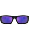 Prada Logo-print Sunglasses In Schwarz