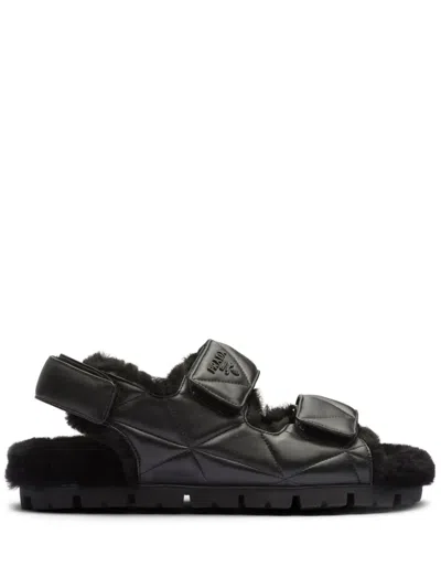 Prada Sandalen Mit Dicker Sohle In Black