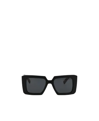 Prada Logo Sunglasses In Black
