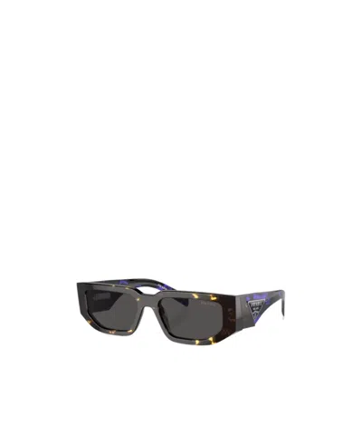 Prada Logo Sunglasses In Black