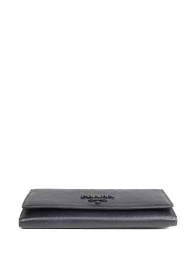 Pre-owned Prada Logo-detail Leather Wallet In Black
